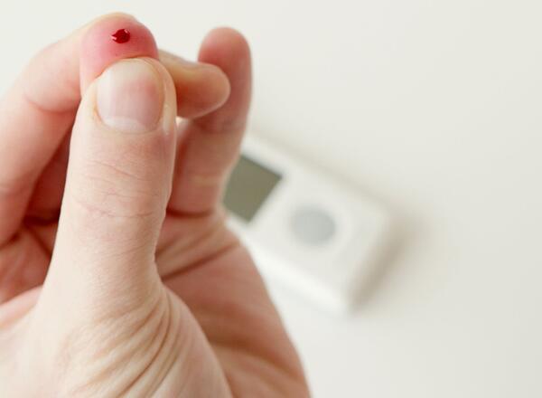 pricking finger for monitoring insulin levels